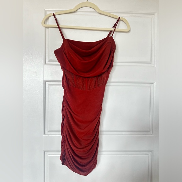 JAUNTY DRESS - Picture 2 of 5